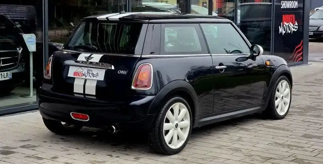 Mini One view 7