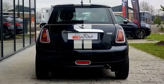 Mini One view 8