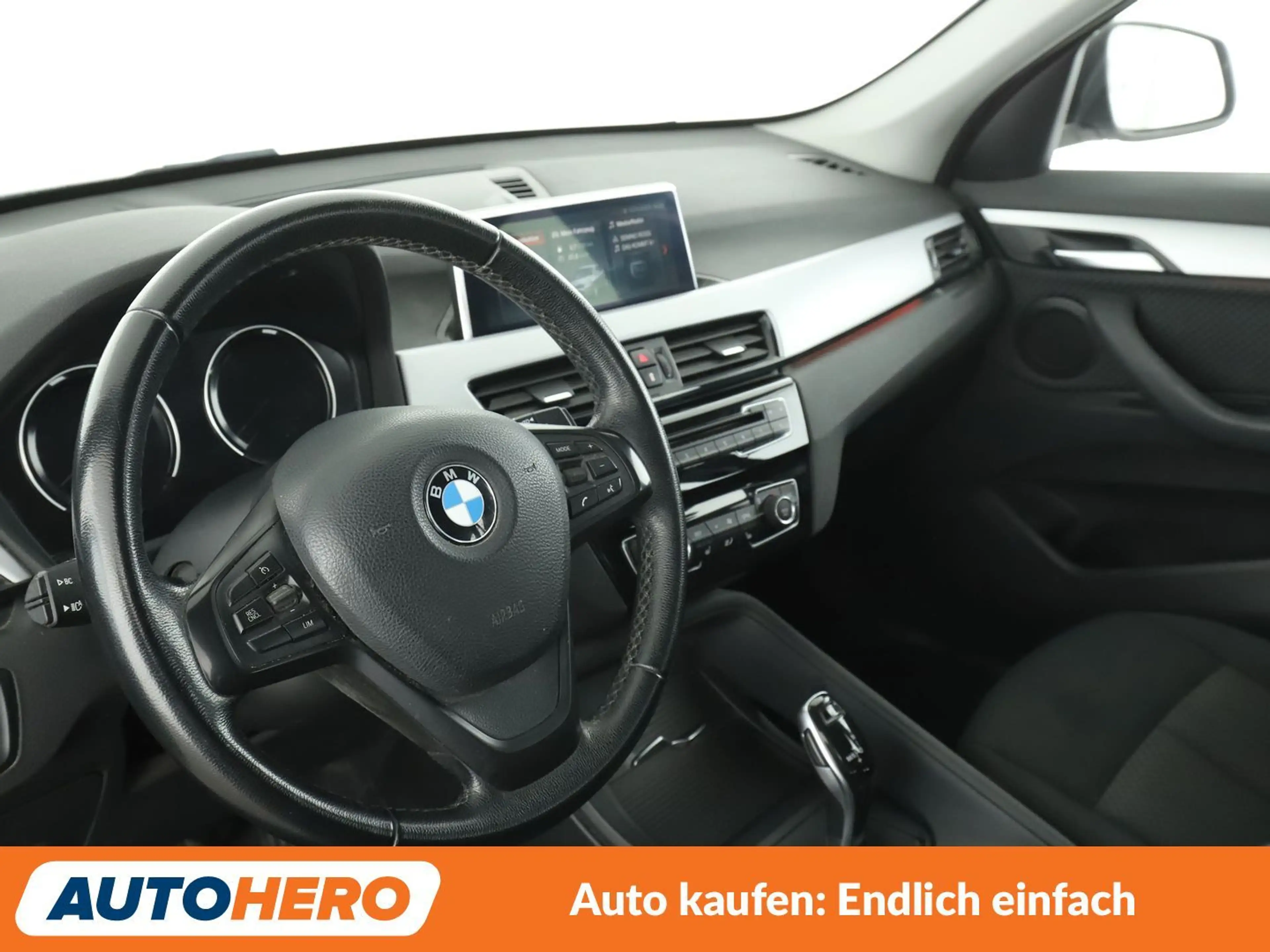 BMW X1 sDrive 18d Advantage*NAVI*TEMPO*CAM*PDC*SHZ* — photo 11