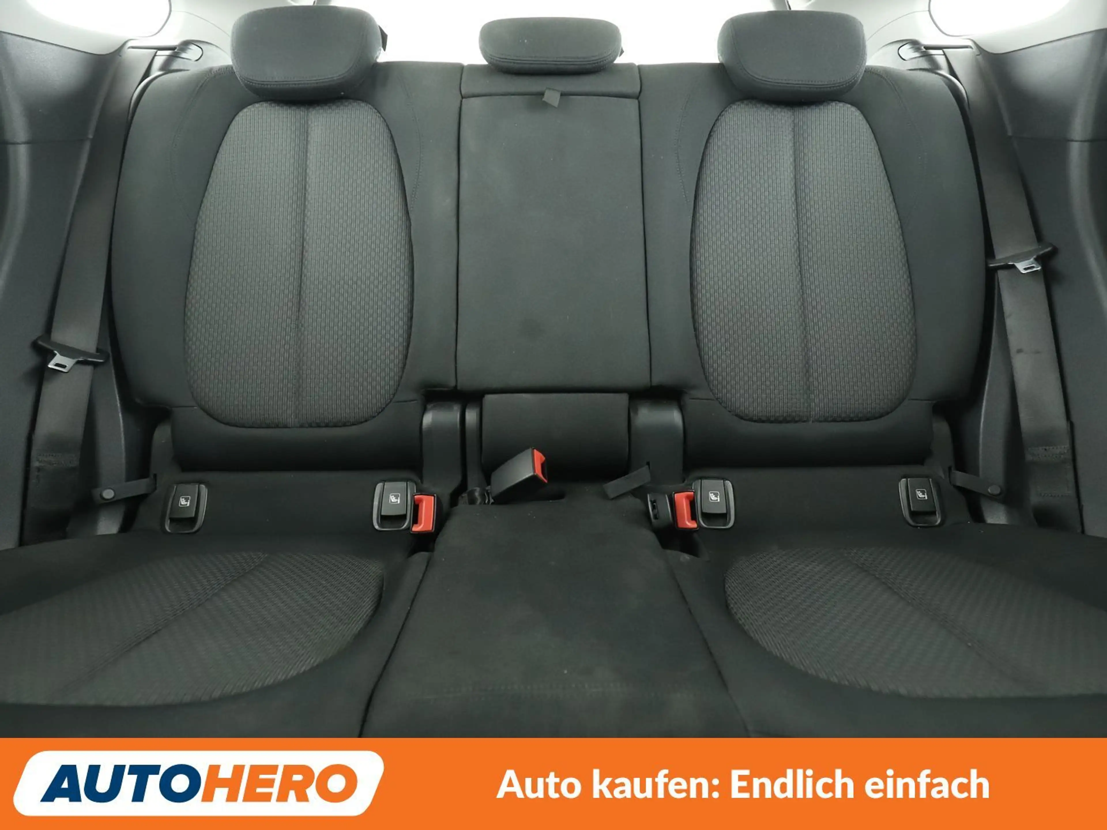 BMW X1 sDrive 18d Advantage*NAVI*TEMPO*CAM*PDC*SHZ* — photo 15