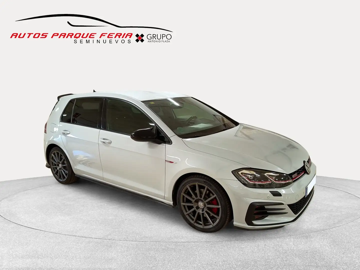 Volkswagen Golf GTI 2.0 TSI DSG6 169kW - 1
