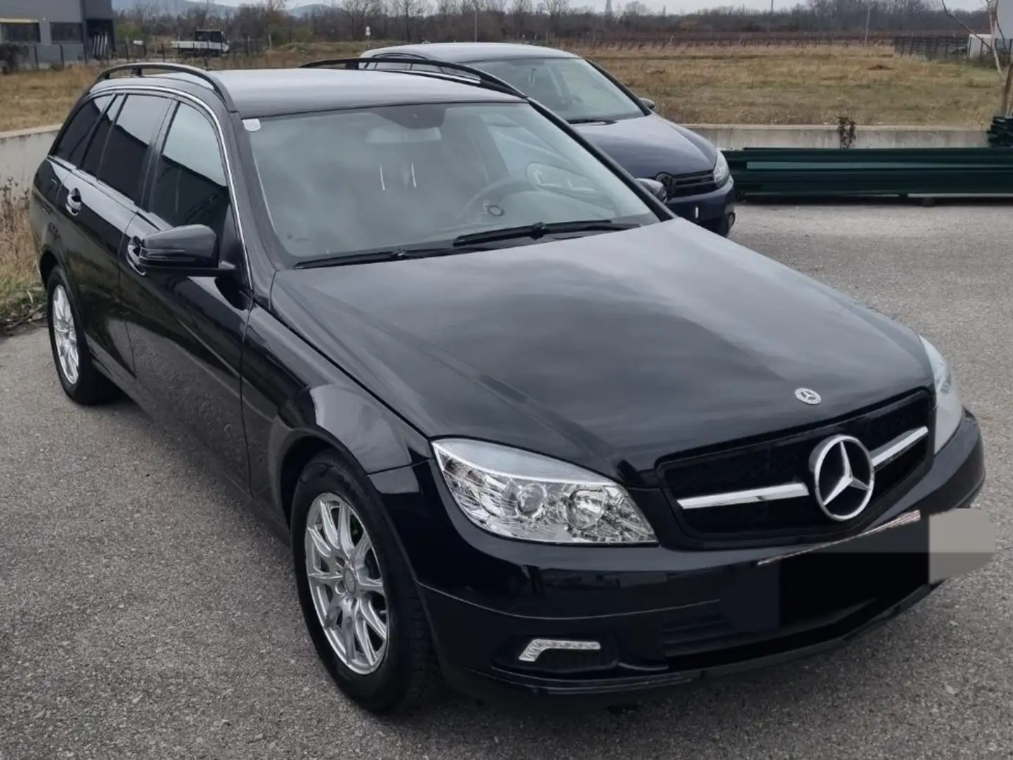 Mercedes-Benz 200 W204 Schwarz - 1