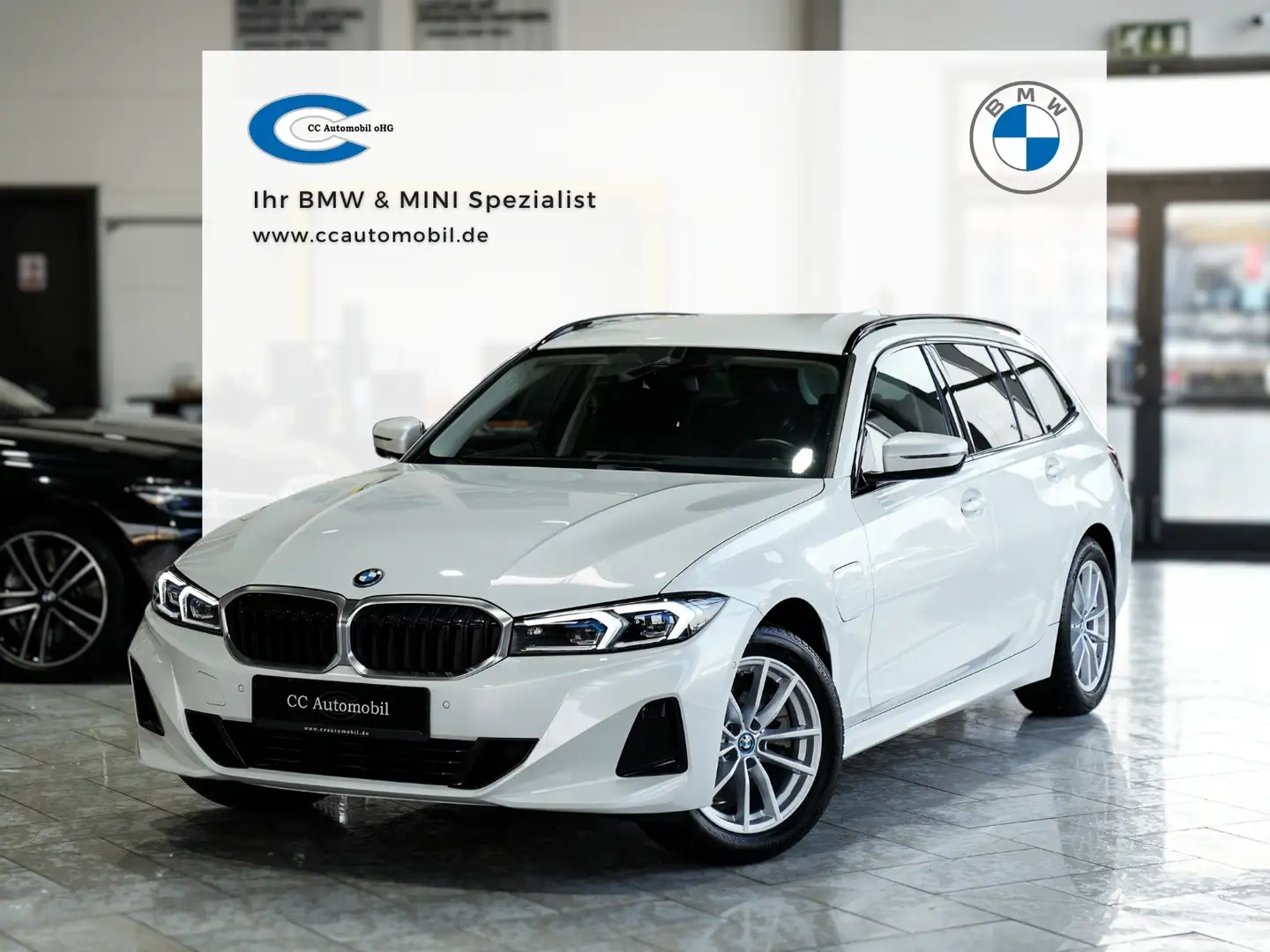 BMW 330 330e Touring Memory Komfortzug. Kamera HUD Белый - 1