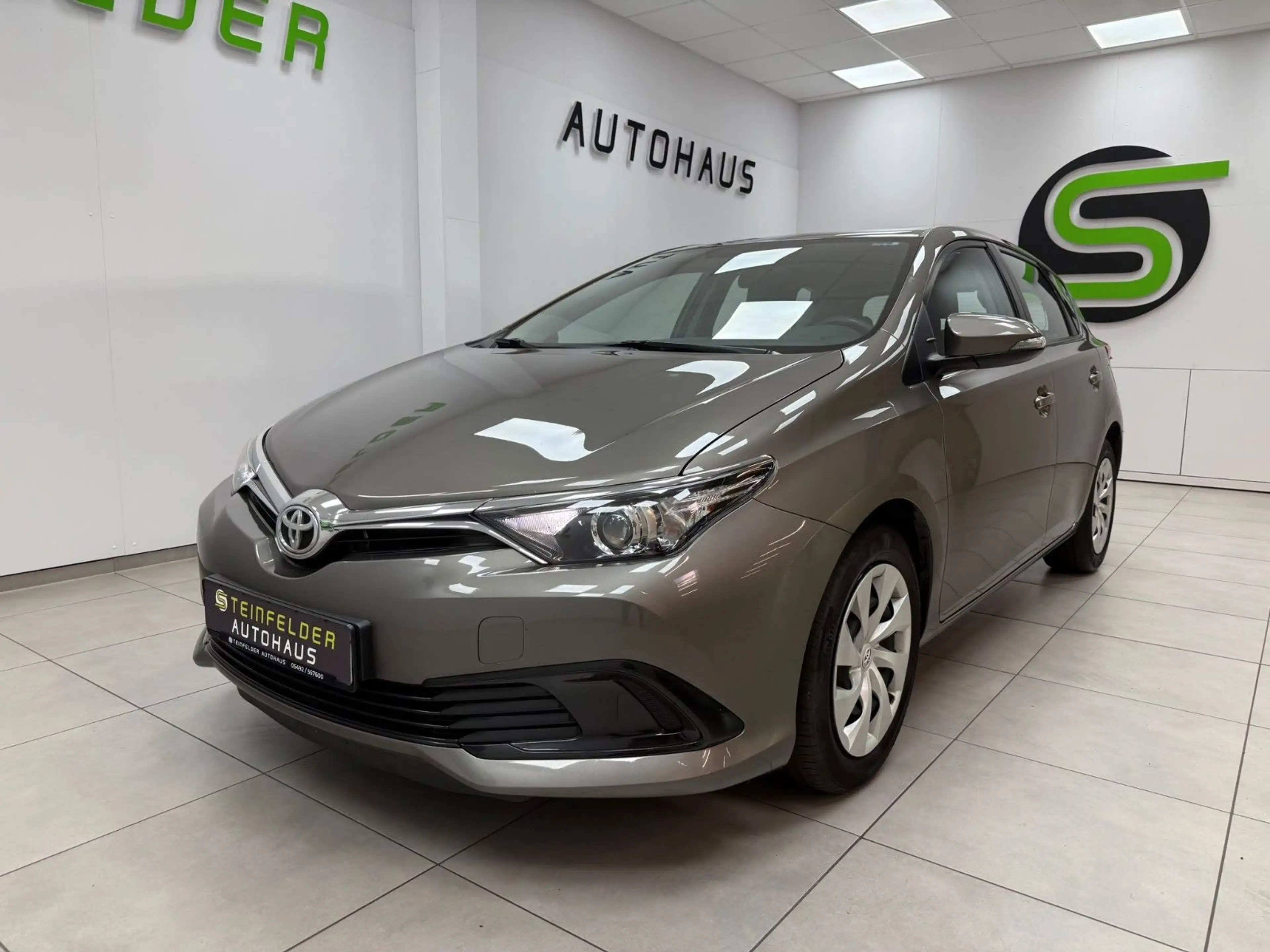 Toyota Auris 1.33 Cool / 1.HAND / SCHECKHEFT — photo 3