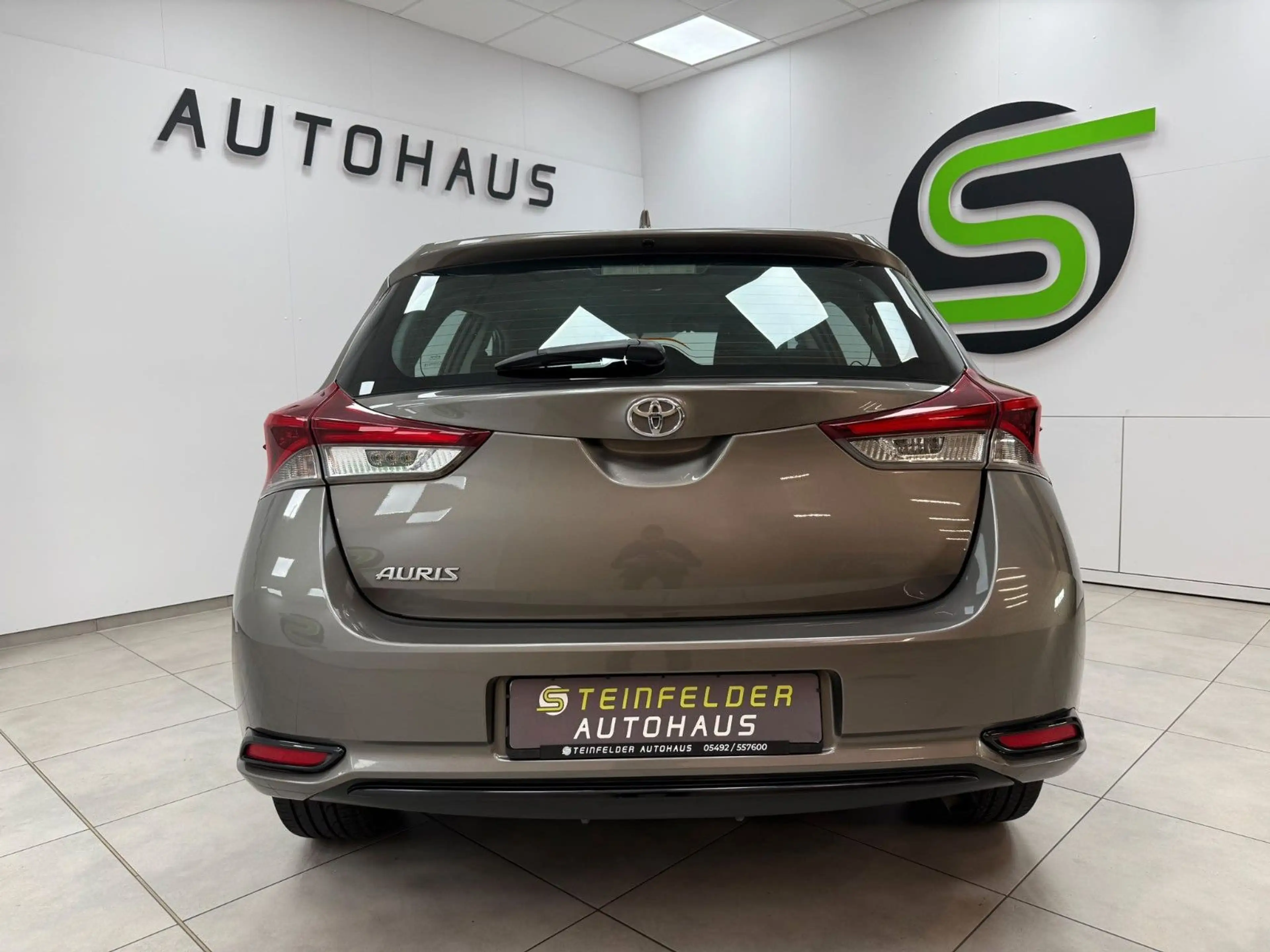 Toyota Auris 1.33 Cool / 1.HAND / SCHECKHEFT — photo 6