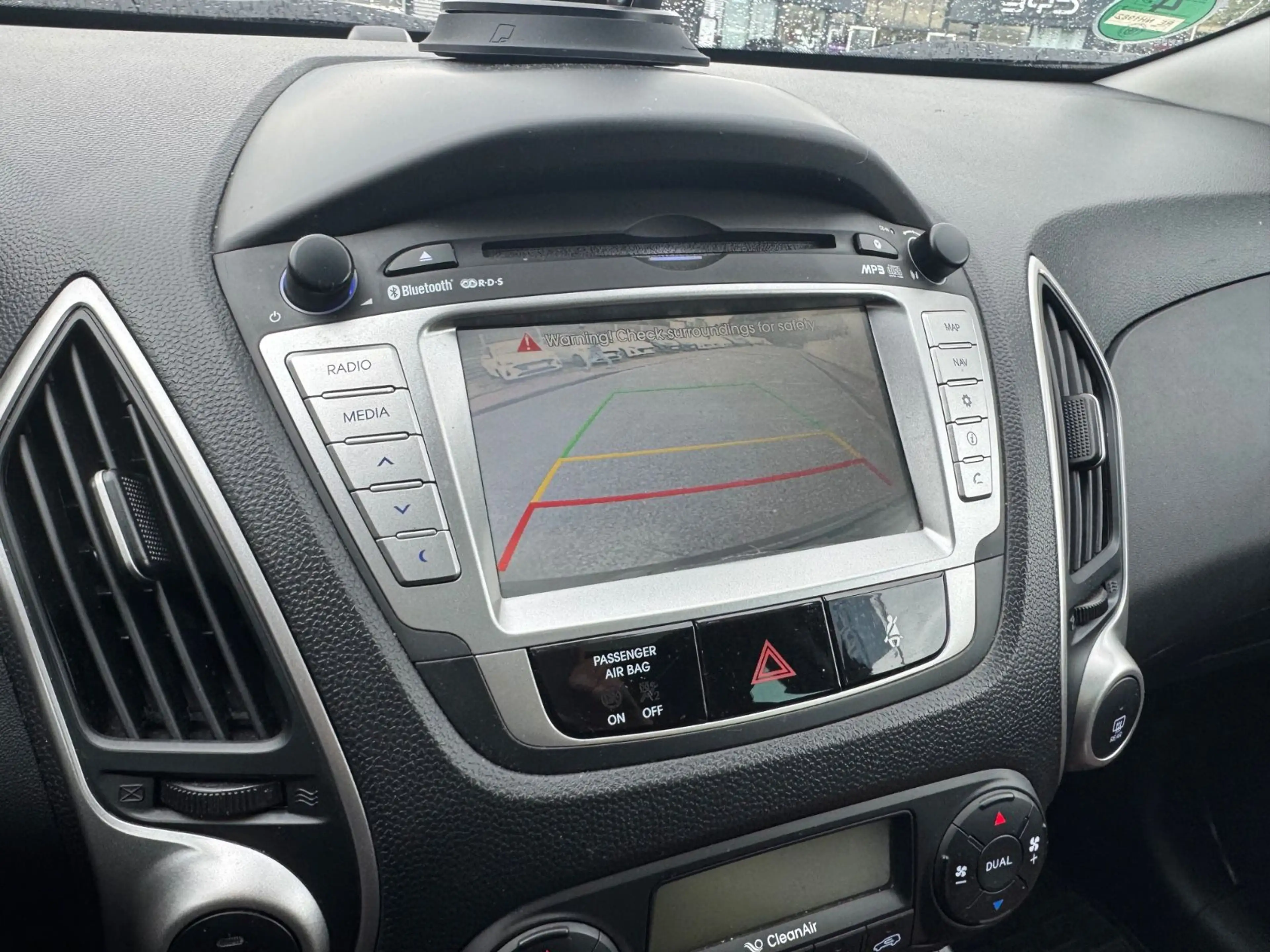 Hyundai iX35 IX35/PREM./KLIMA/AUTOM./NAVI/LEDER/PANO/R.KAM/ — photo 13