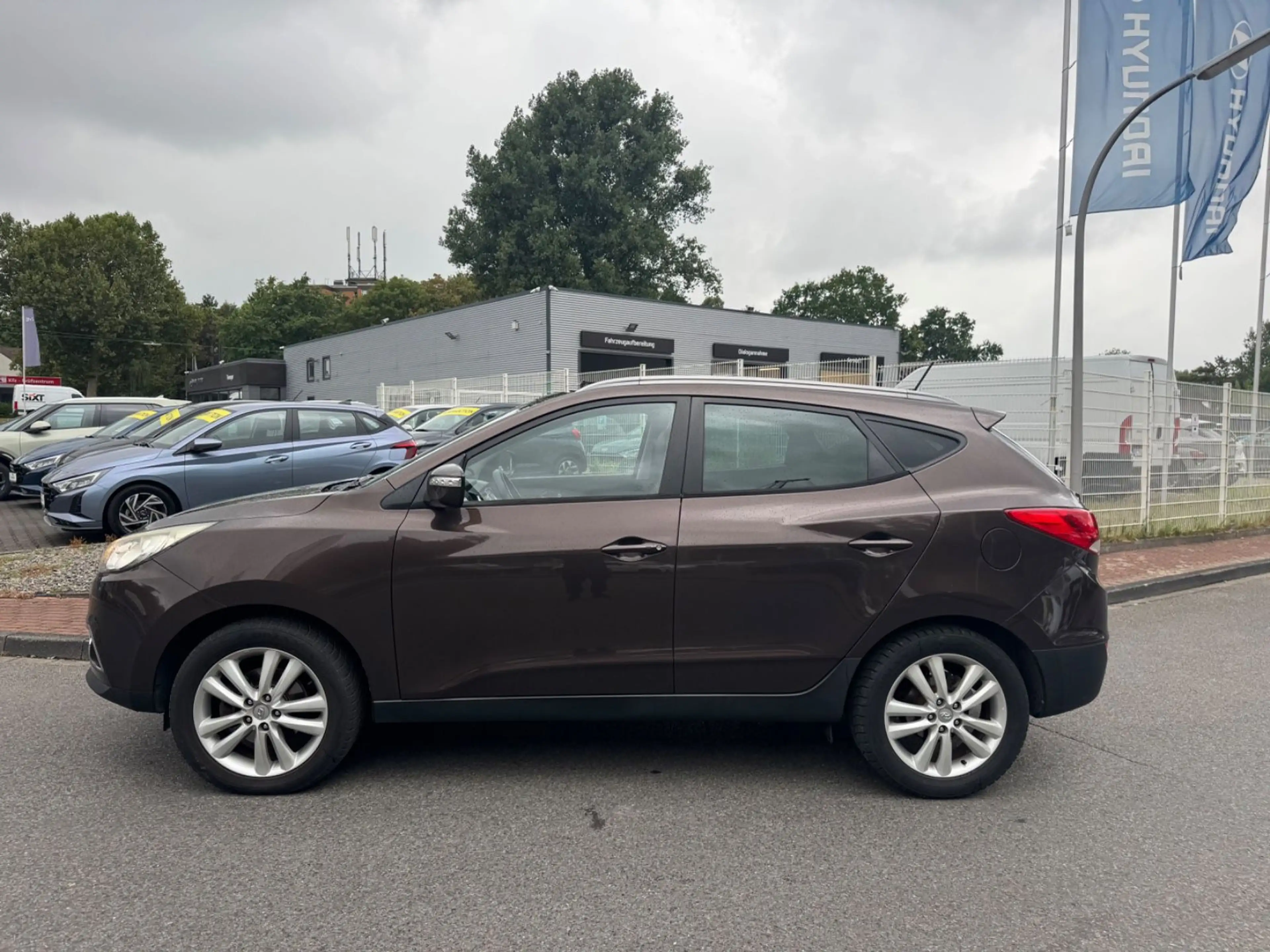 Hyundai iX35 IX35/PREM./KLIMA/AUTOM./NAVI/LEDER/PANO/R.KAM/ — photo 5