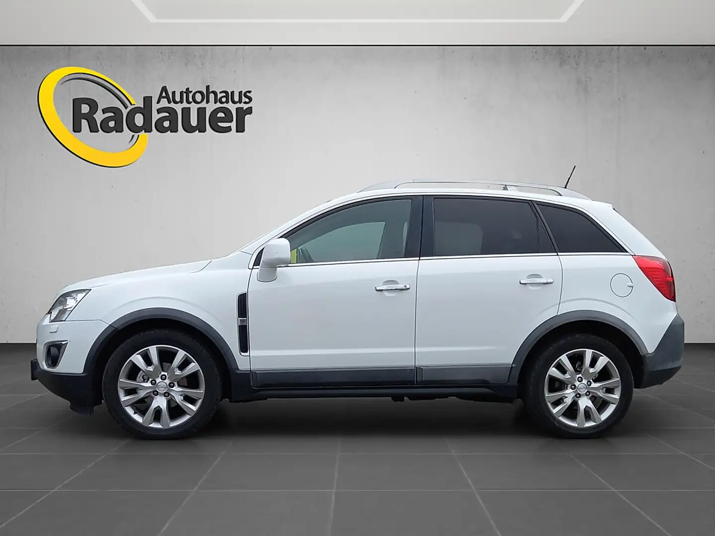 Opel Antara 2,2 CDTI Cosmo DPF Aut. Weiß - 2