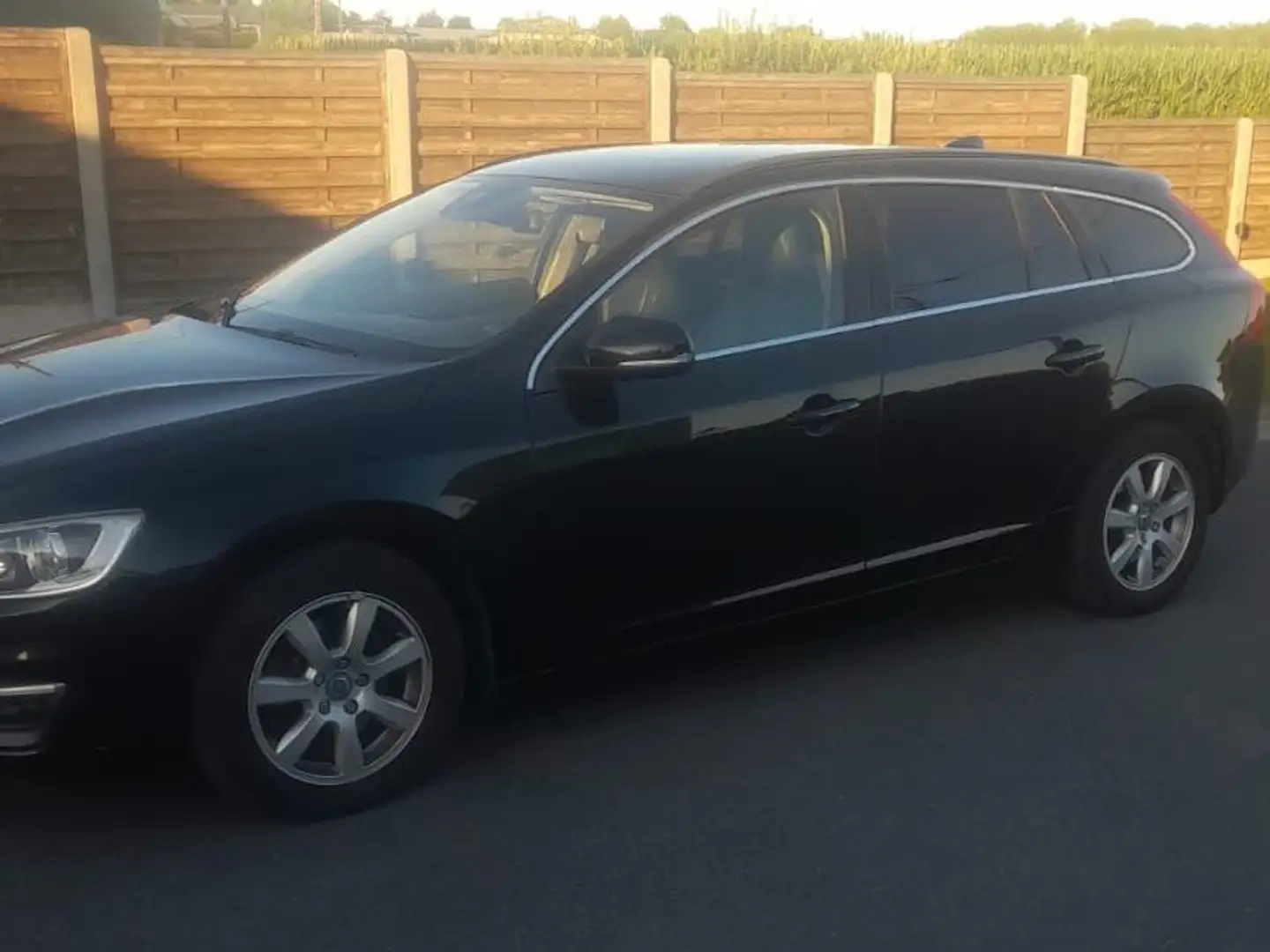 Volvo V60 V60 D3 Noir - 1