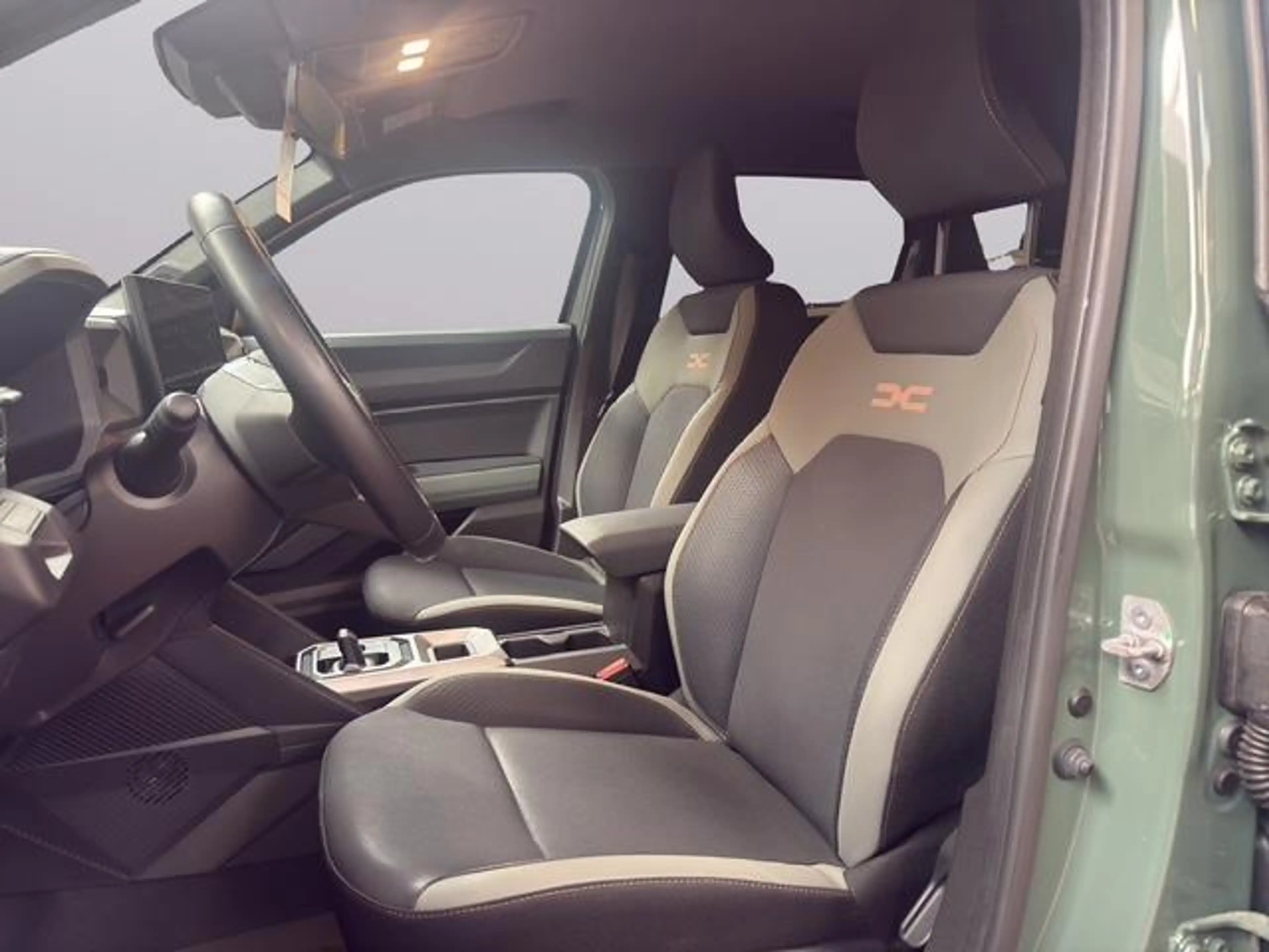 Dacia Duster III Extreme Hybride automaat — photo 10