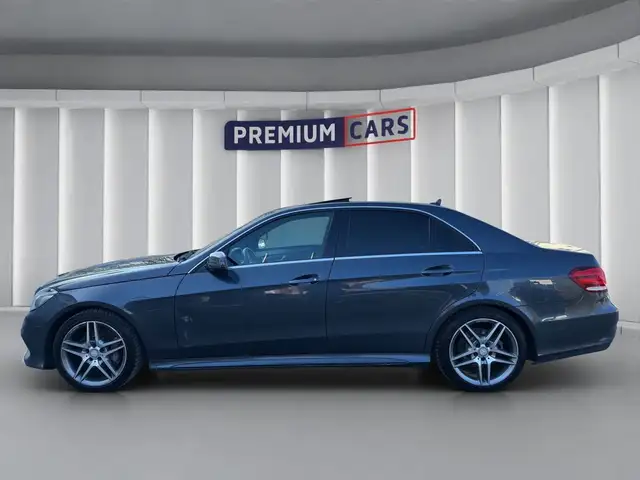 Mercedes-Benz E-Class view 2
