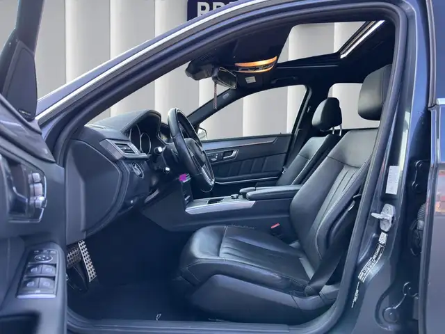 Mercedes-Benz E-Class view 10