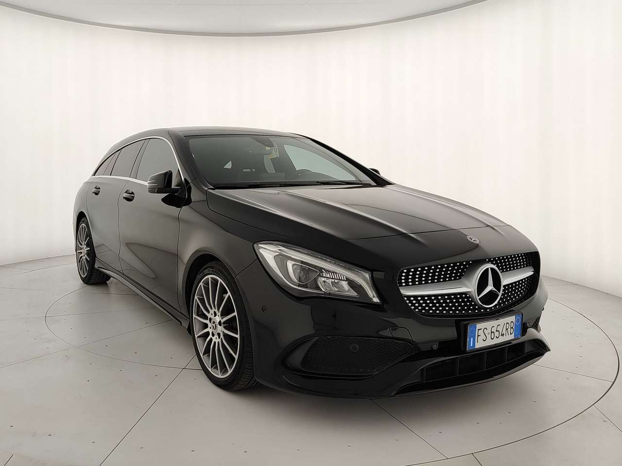 Mercedes-Benz CLA 200 Shooting Brake d Premium auto FL