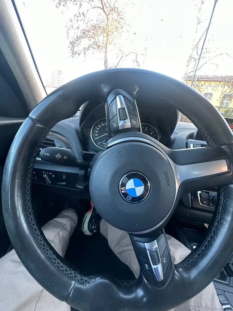 BMW 120 120d 5p Sport auto Бежевий - 2