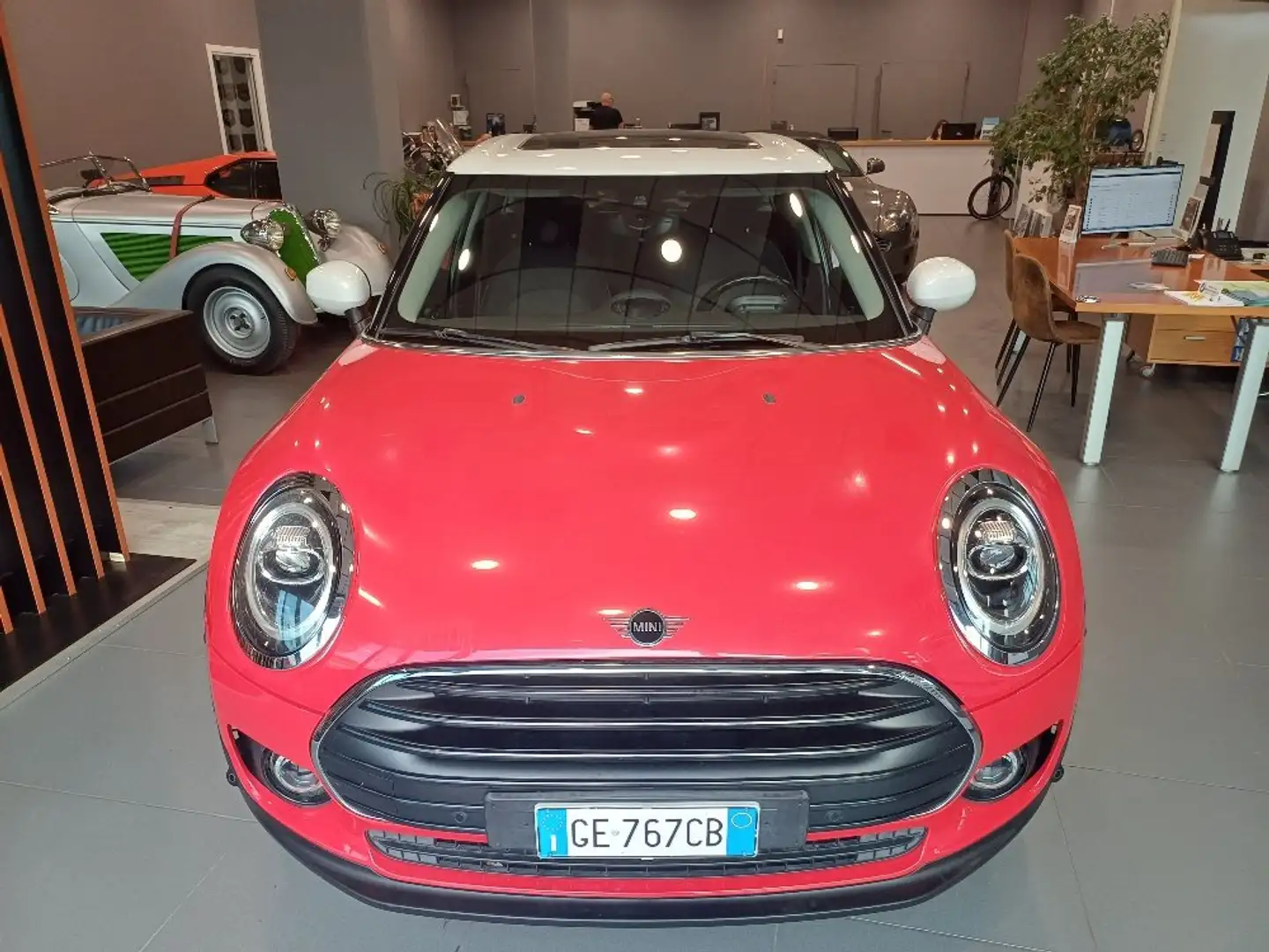 MINI Cooper D Clubman Mini IV F54 2019 Clubman 2.0 Business auto Rosso - 2
