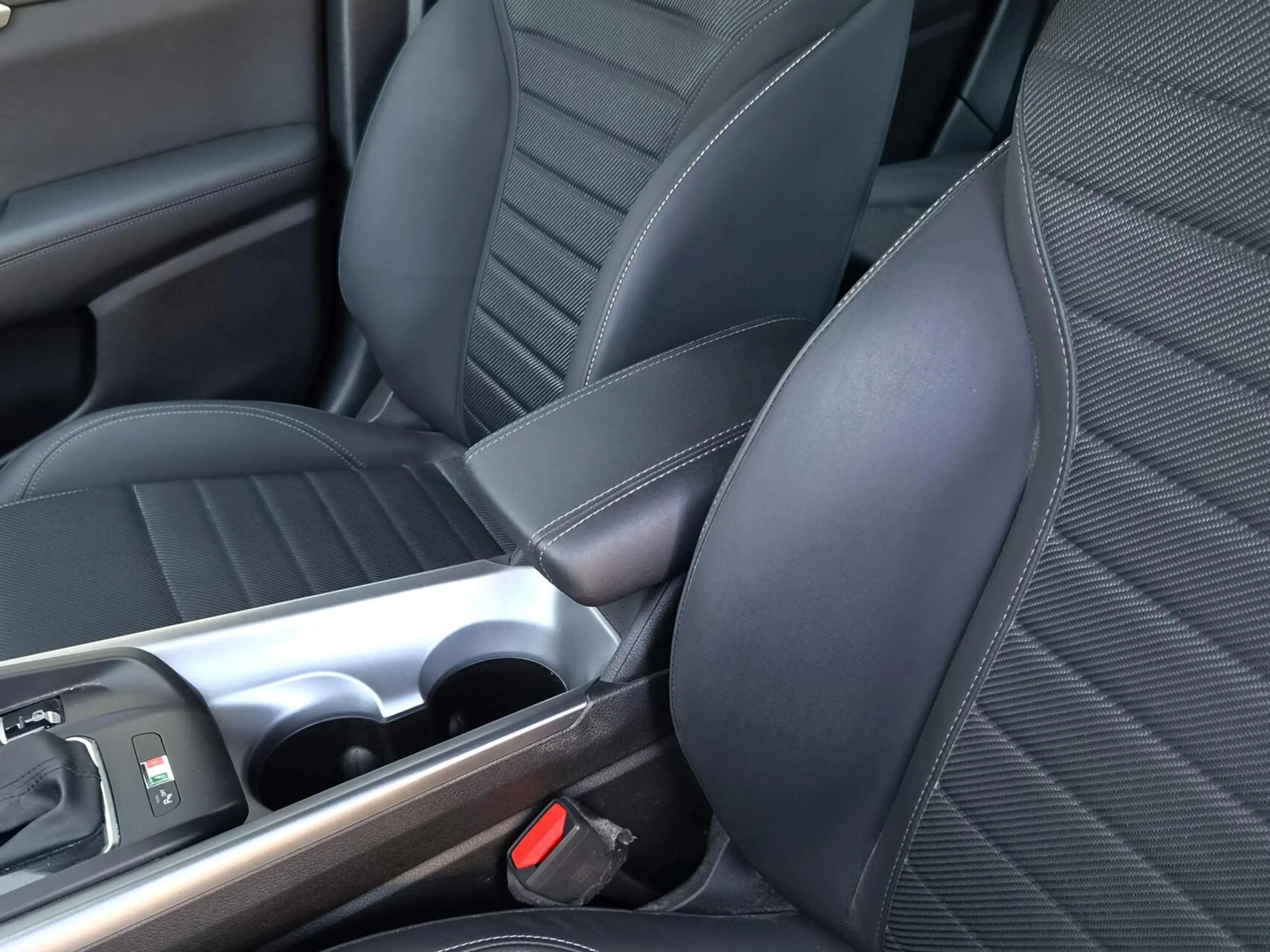 Alfa Romeo Tonale 1.5T Hybrid Ti 160PK Automaat |HLeer|BTW — photo 17
