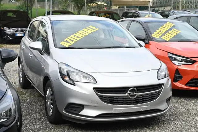 Opel Corsa view 3