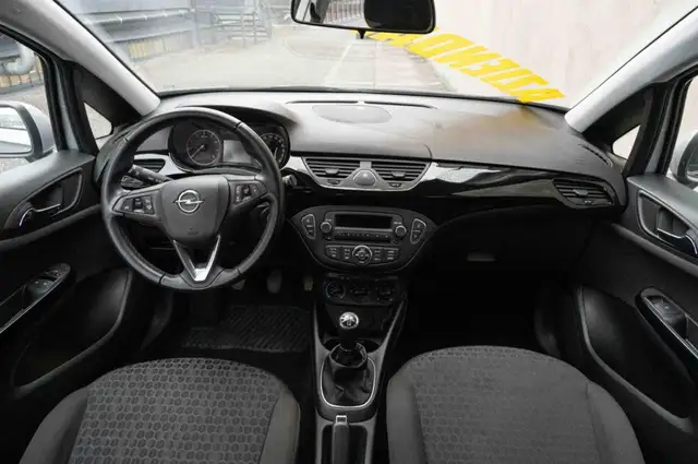 Opel Corsa view 6