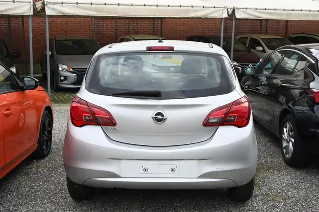 Opel Corsa view 4
