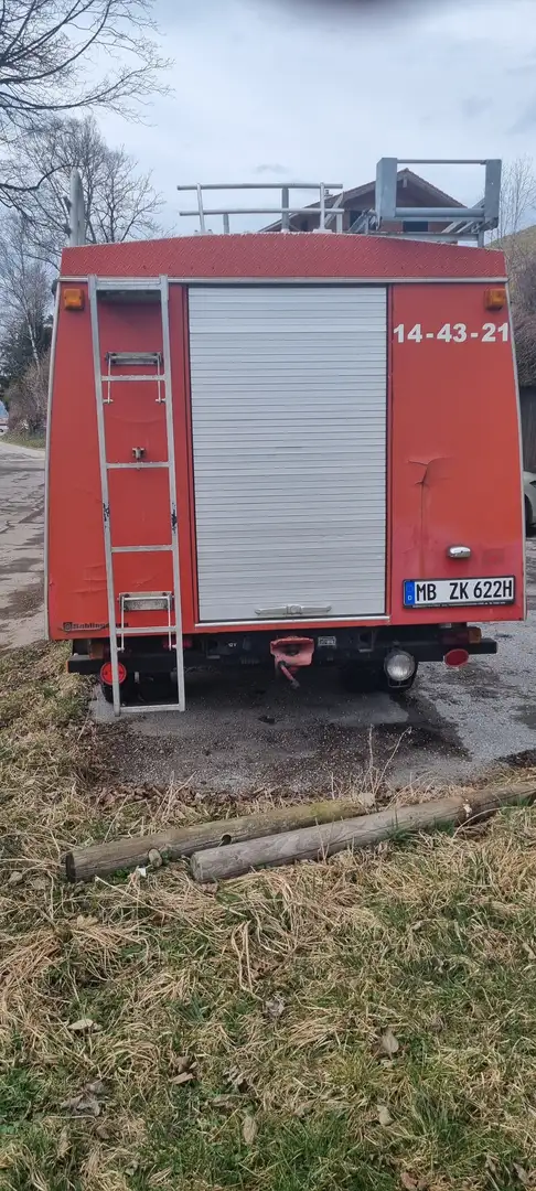 Mercedes-Benz T2 Feuerwehr-Rüstwagen Piros - 2