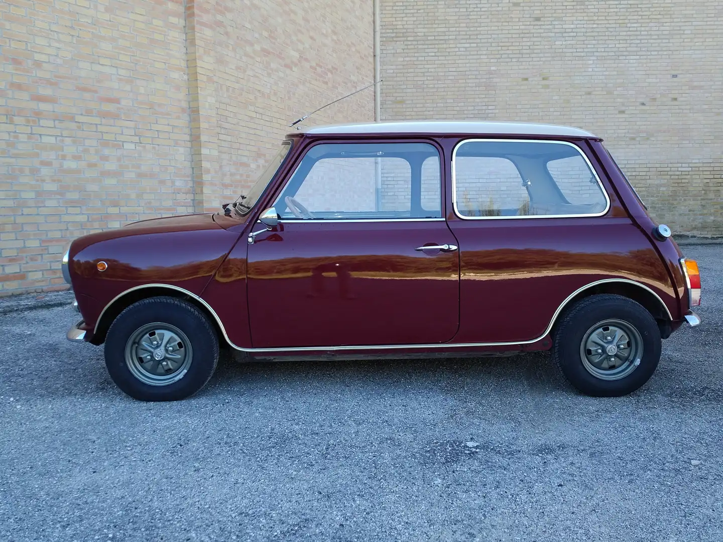 Innocenti Mini Cooper Mk3 - 1