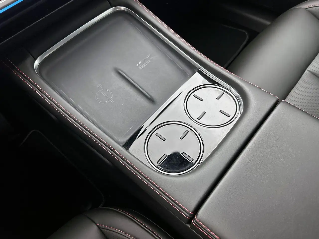 XPENG P7