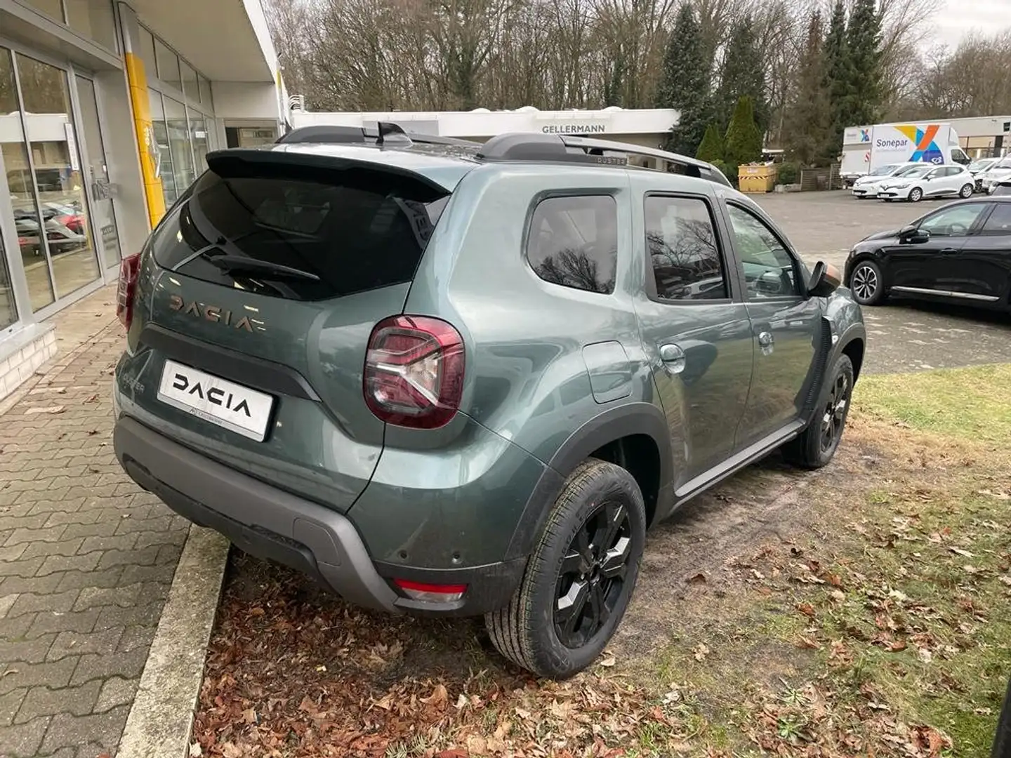 Dacia Duster TCe 150 EDC "Extreme" Groen - 2
