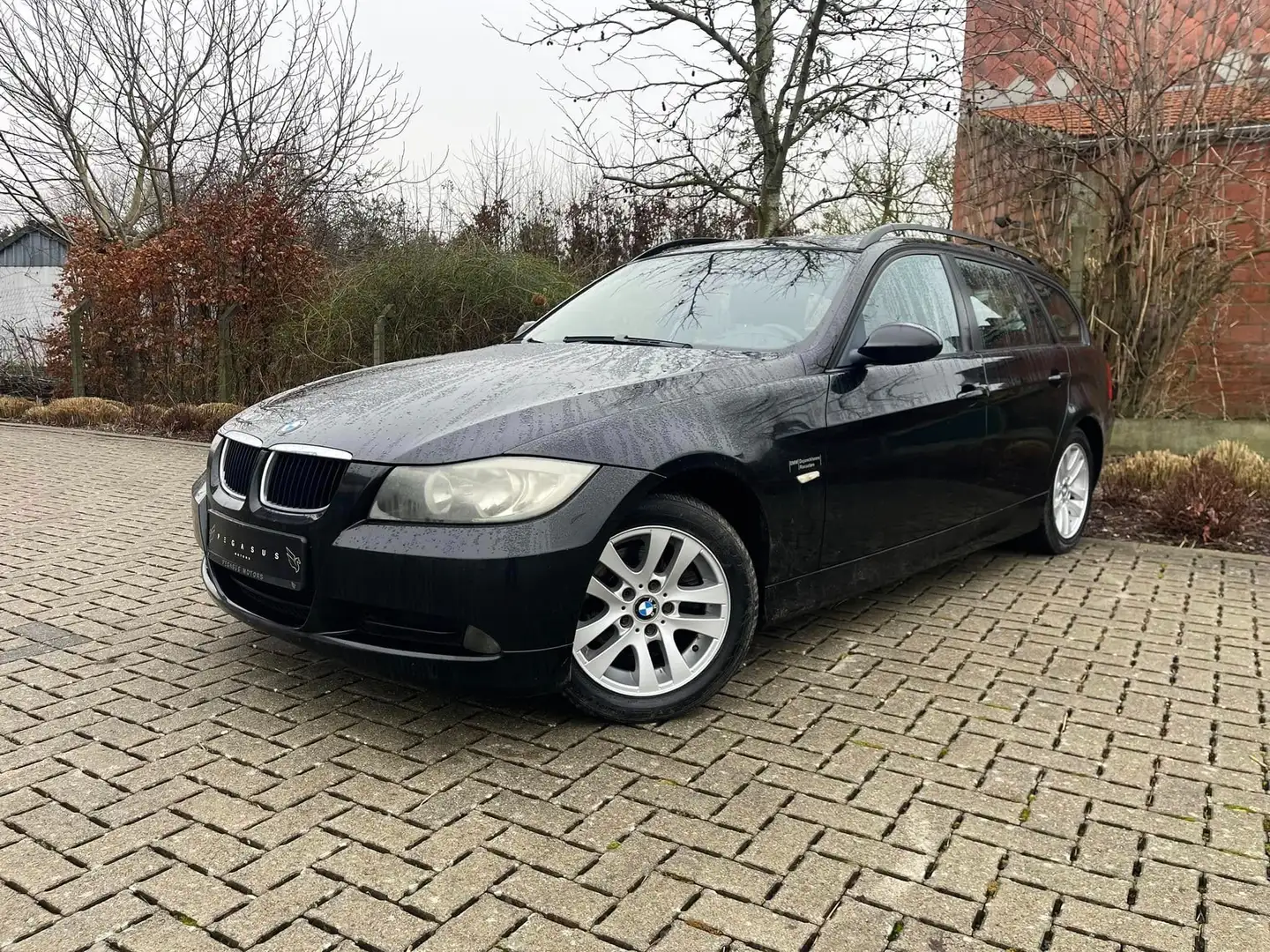 BMW 318 - 2006/343.000km/Manueel - Euro 4 Noir - 1