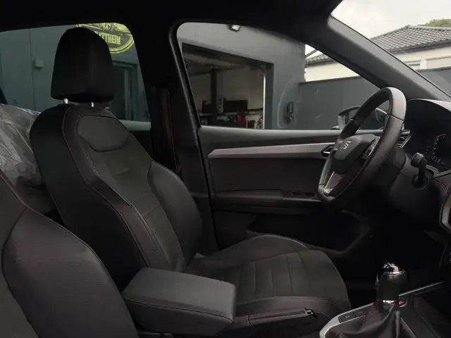 SEAT Arona view 15