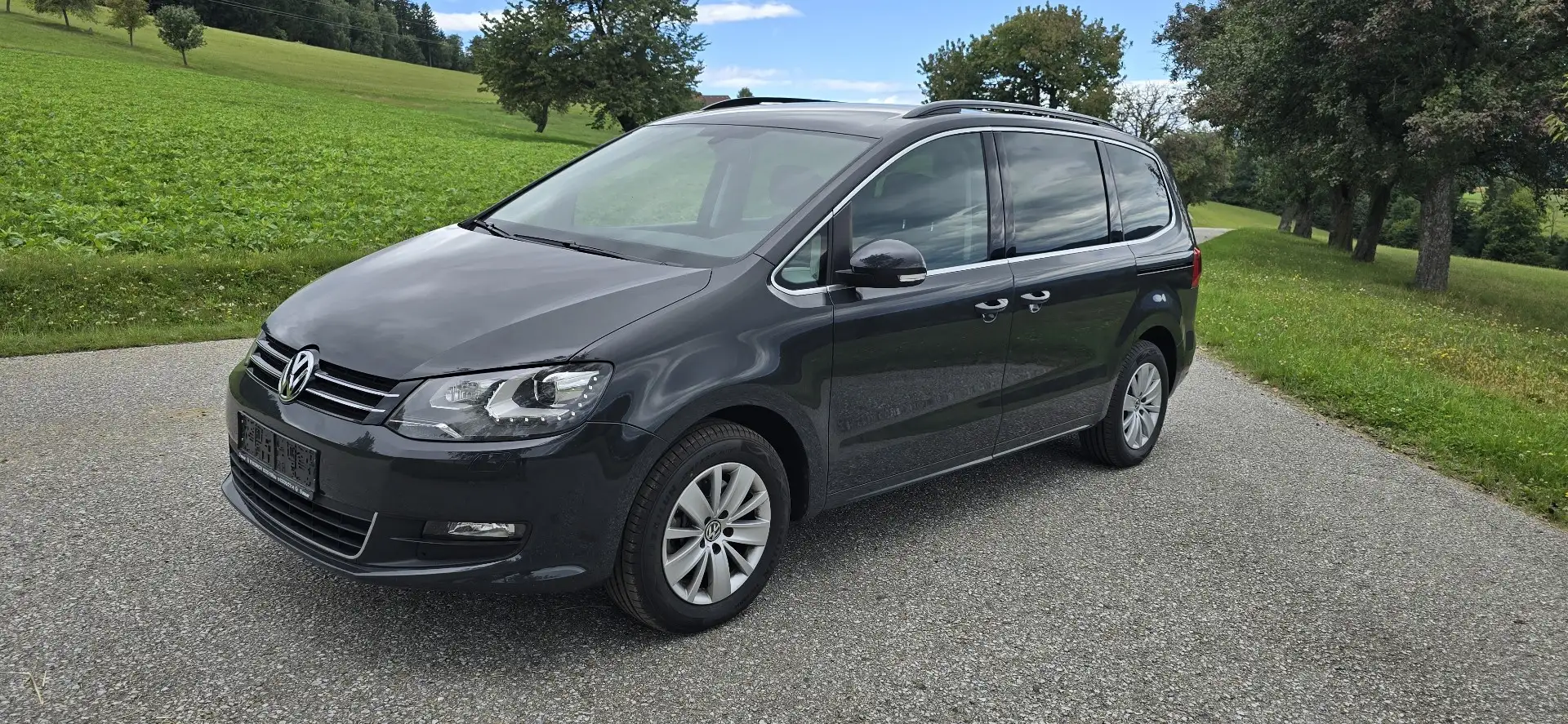 Volkswagen Sharan Karat BMT 2,0 TDI DPF 4Motion - 1