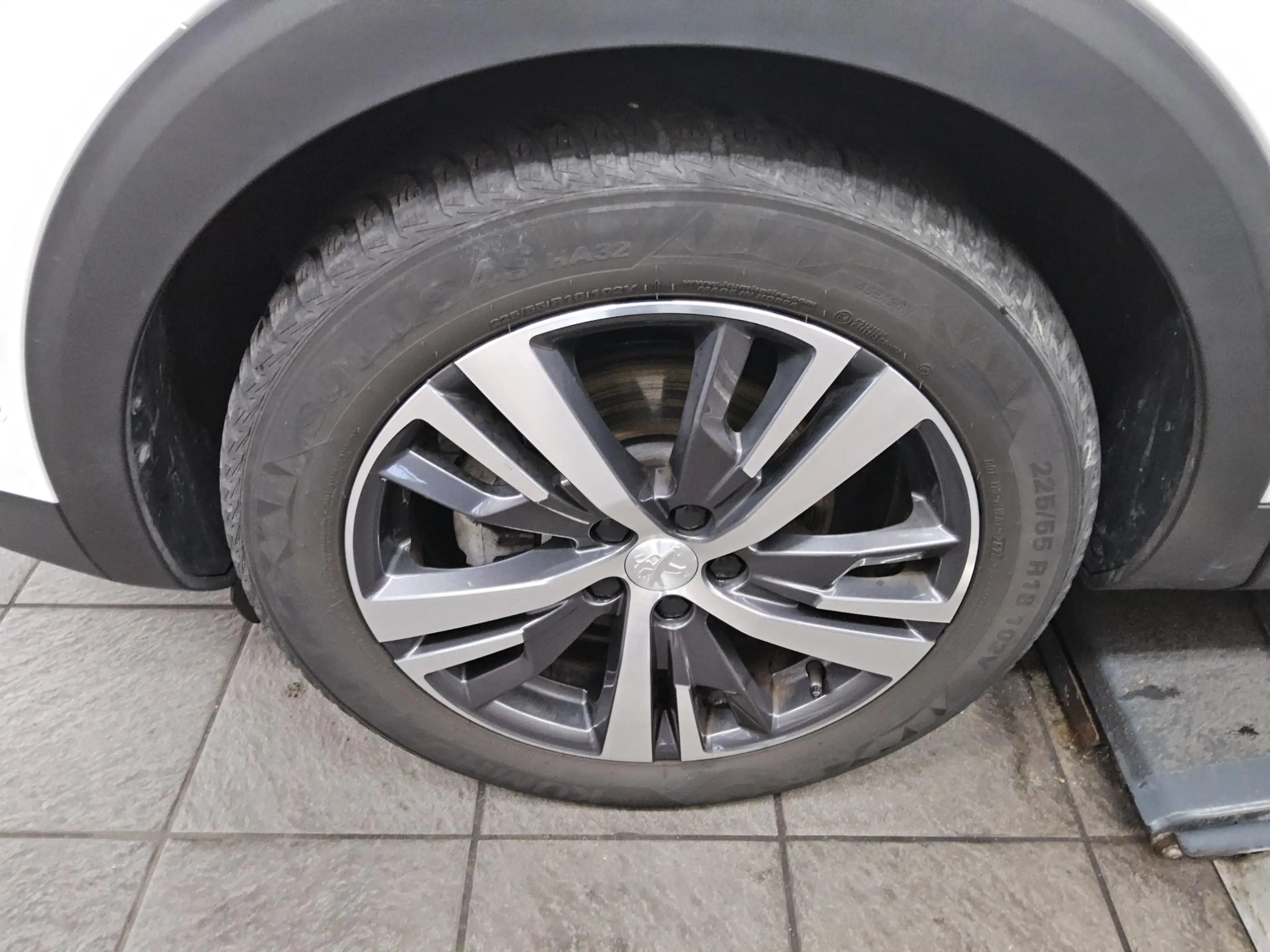 Peugeot 5008 5008 7-SITZE T-LEDER NAVI KLIMAAUT RADIO TEMPO MFL SHZ VC PDC LED RFK — photo 11