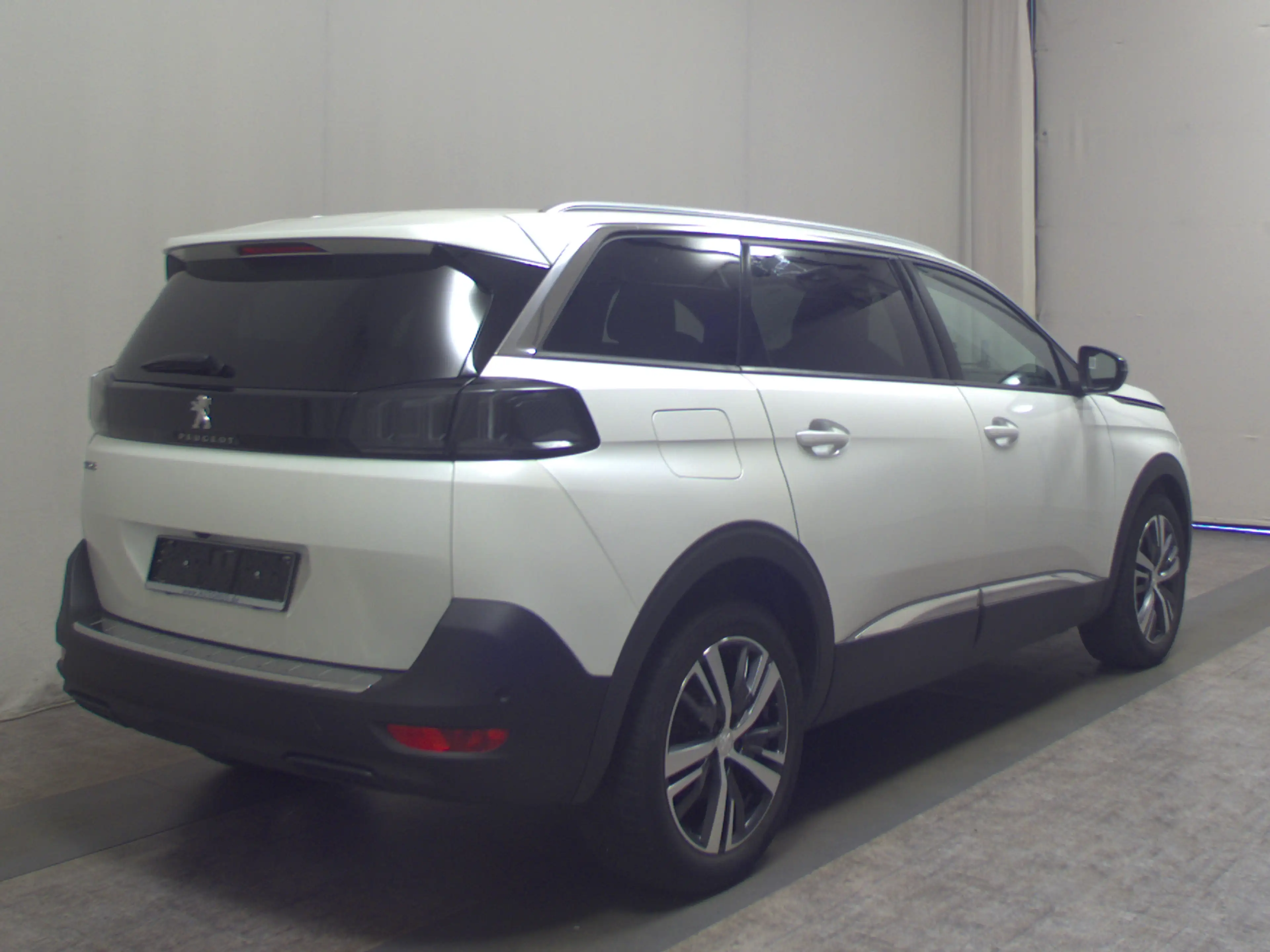 Peugeot 5008 5008 7-SITZE T-LEDER NAVI KLIMAAUT RADIO TEMPO MFL SHZ VC PDC LED RFK — photo 4
