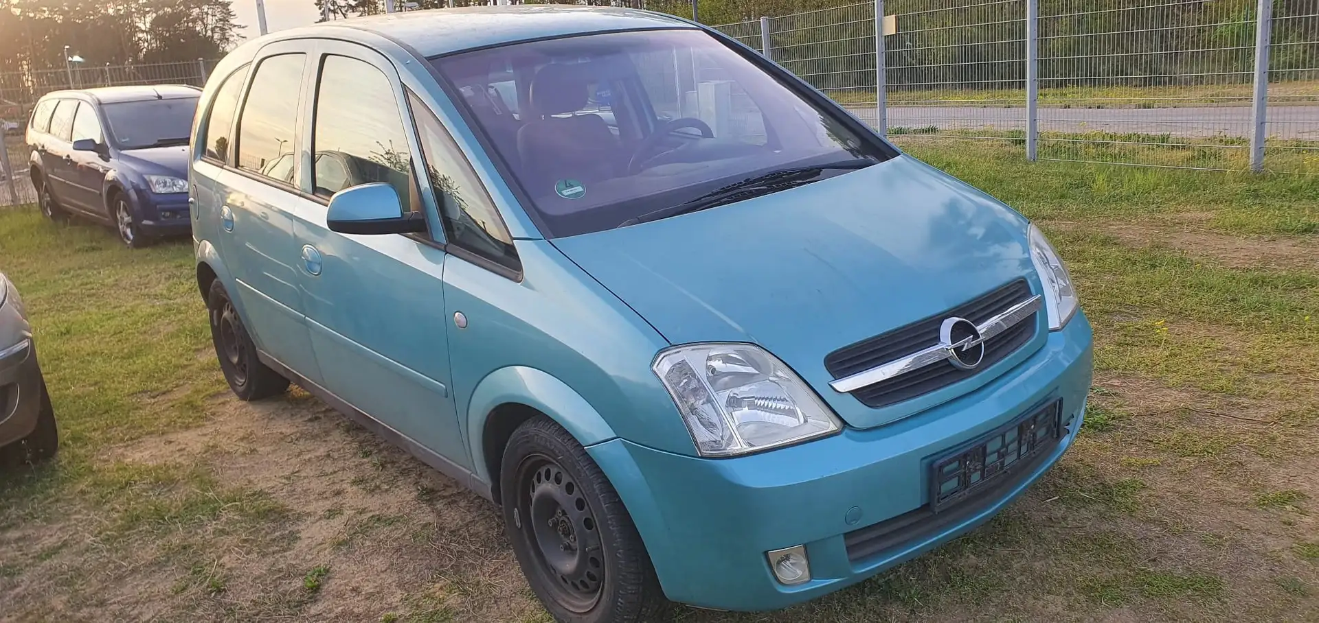 Opel Meriva 1.6 16V Edition Зелений - 1