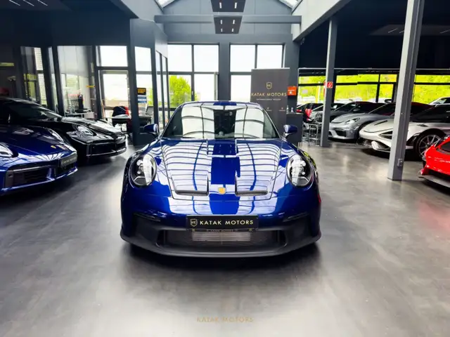 Porsche 992