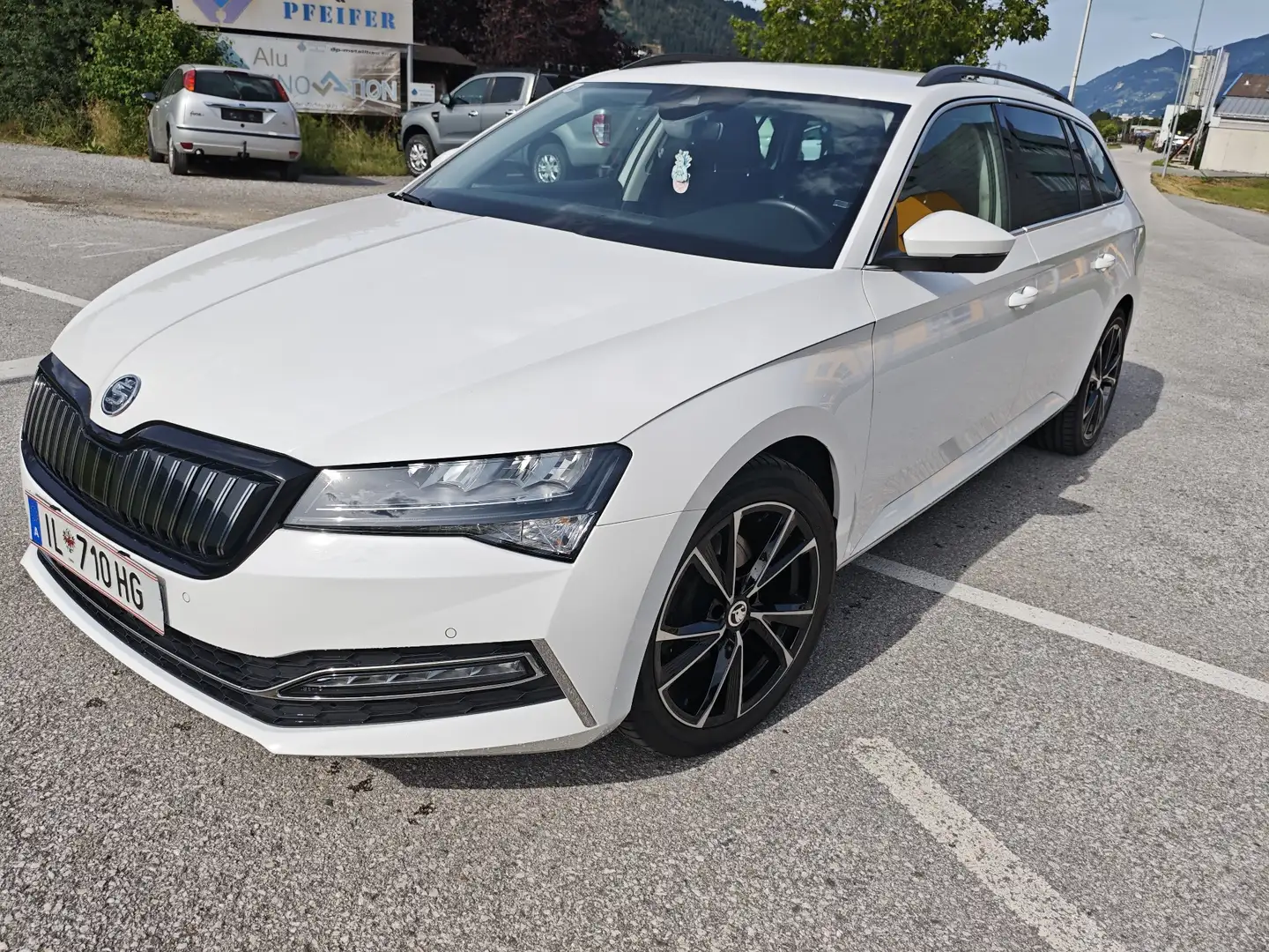 Skoda Superb iV DSG TSI Keyless Digital Soundpaket - 1