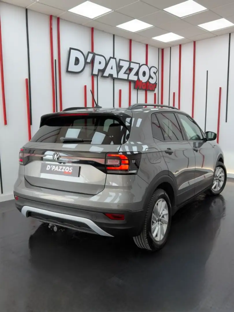 Volkswagen T-Cross 1.0 TSI Advance 81kW Gris - 2