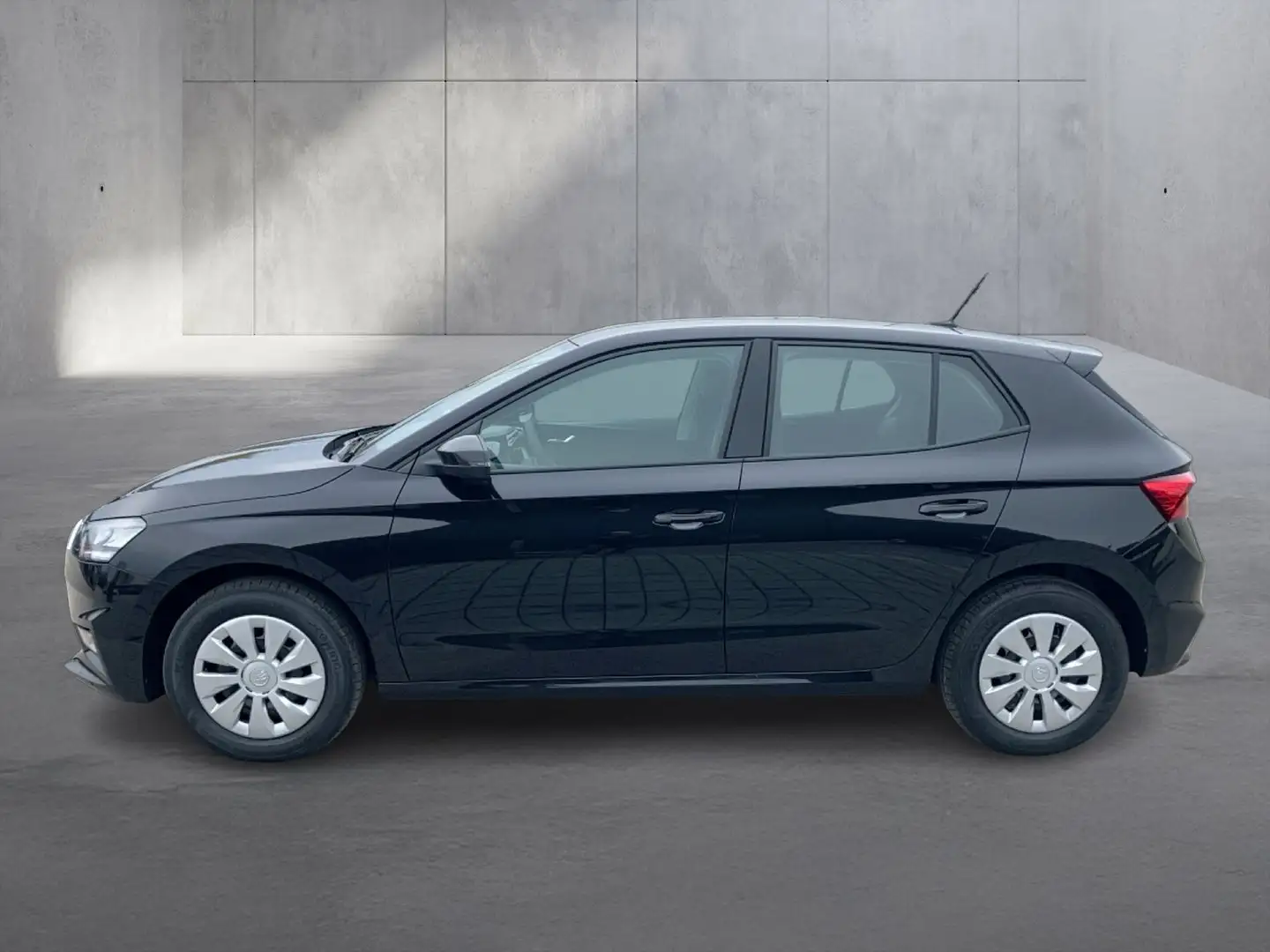 Skoda Fabia Essence Schwarz - 2