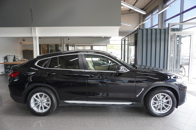 BMW X4 xDrive20d LED ACC R.Cam Gestik AHK — photo 5