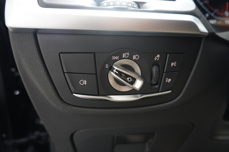 BMW X4 xDrive20d LED ACC R.Cam Gestik AHK — photo 13