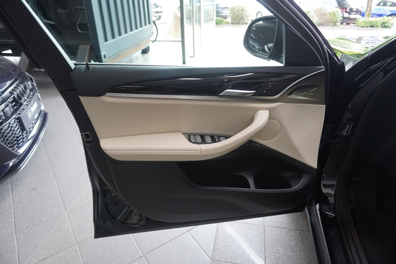 BMW X4 xDrive20d LED ACC R.Cam Gestik AHK — photo 14