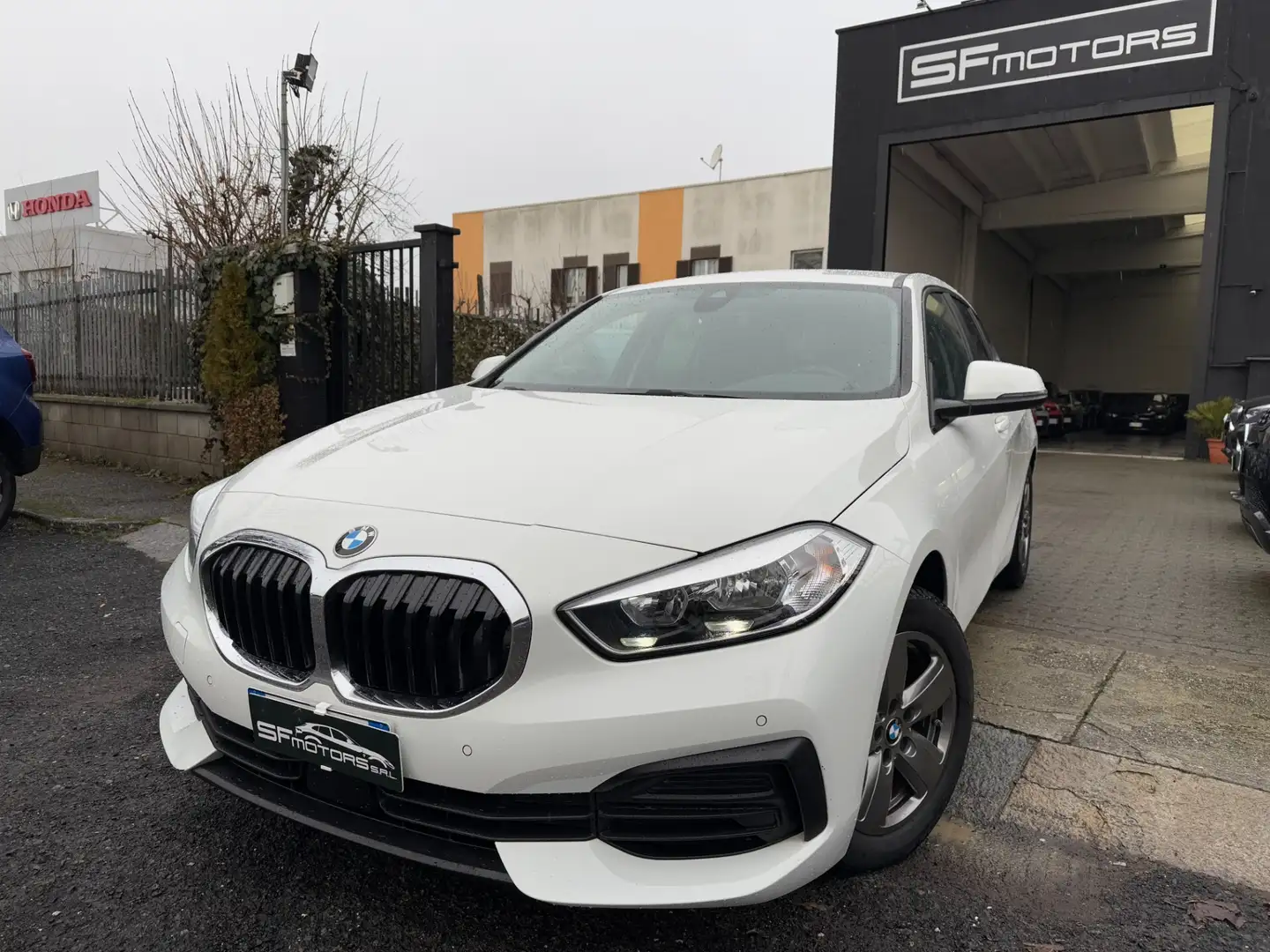 BMW 116 116d 5p. Business Advantage Blanc - 2
