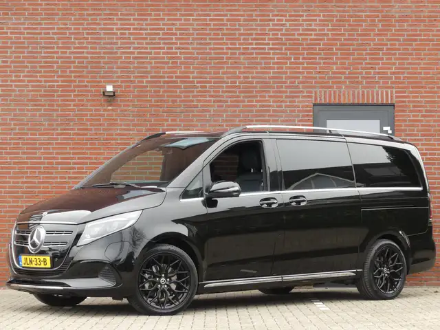 Mercedes-Benz EQV 300 L2 Avantgarde 7 Persoons AMG Pakket Luchtvering