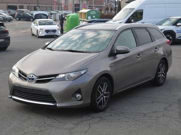 TS 1.8 VVT-i Hybride Pano Dak+camera+trekhaak