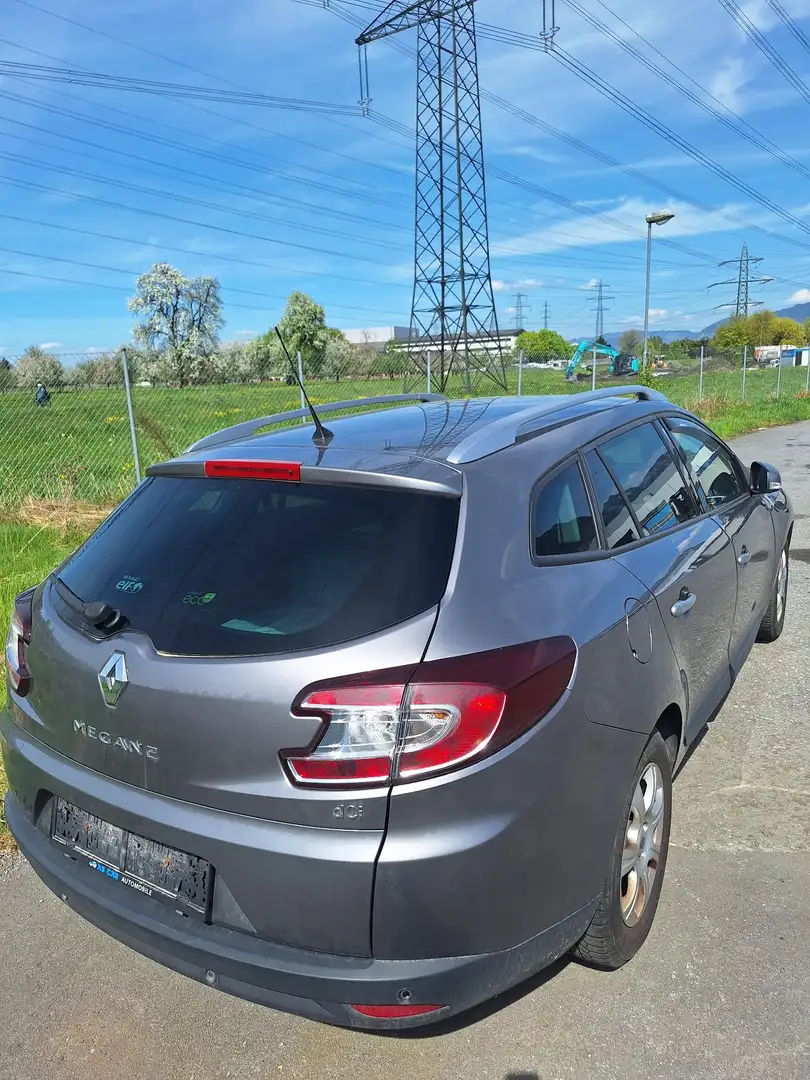 Renault Megane 1.9 dCi FAP Dynamique - 2