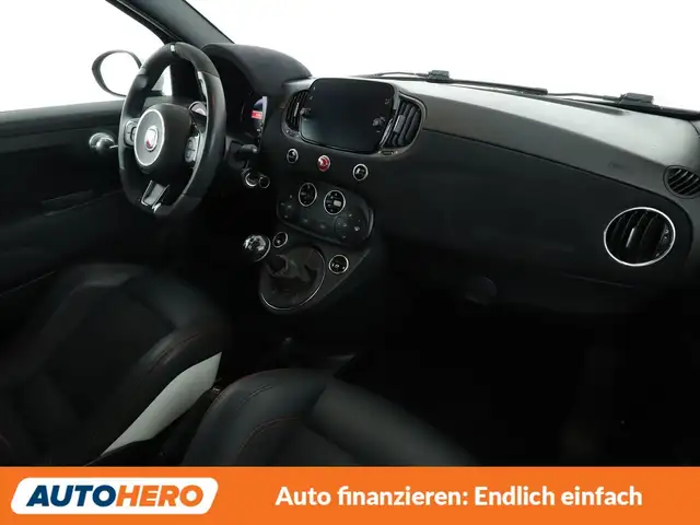 Abarth 695 view 13