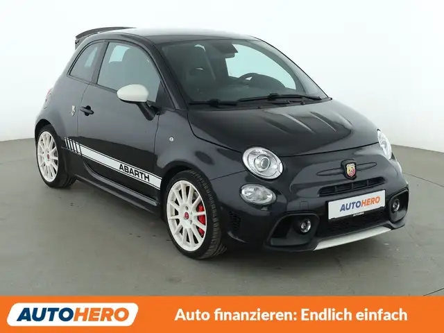 Abarth 695 view 8