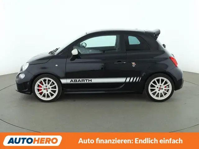 Abarth 695 view 3