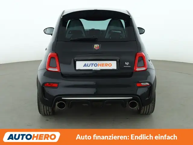Abarth 695 view 5