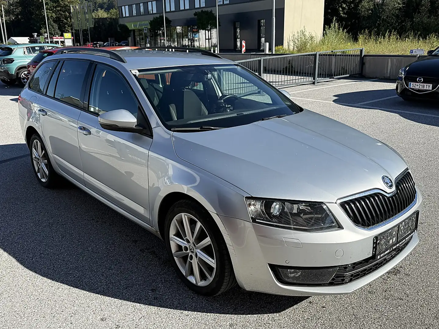 Skoda Octavia 1.6 TDI DPF Ambition 4x4 Green tec Silber - 2