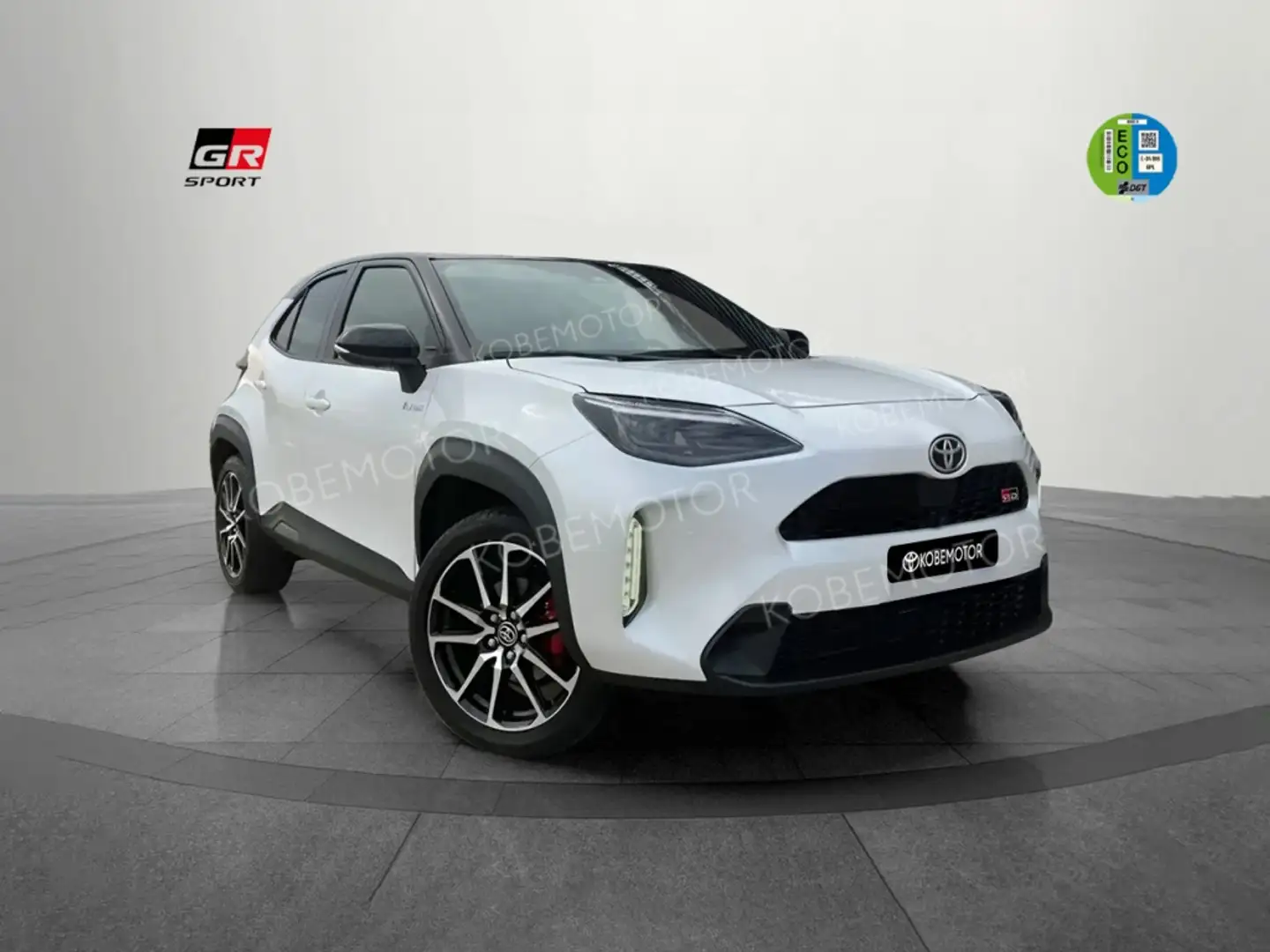 Toyota Yaris Cross 130H GR Sport Blanco - 1